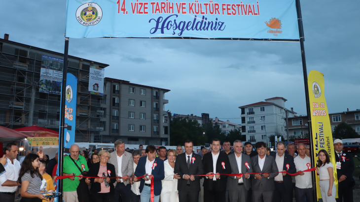 14.VİZE TARİH VE KÜLTÜR FESTİVALİ'NİN AÇILIŞ TÖRENİ GERÇEKLEŞTİRİLDİ