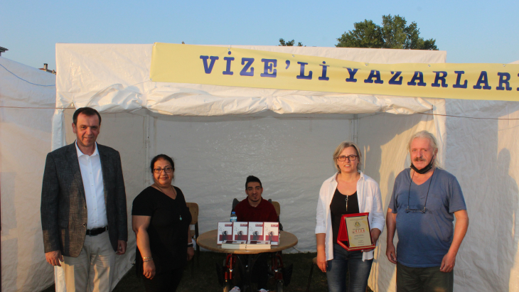 BAŞKAN ÖZALP FESTİVAL ALANINDA BULUNAN STANTLARI ZİYARET ETTİ