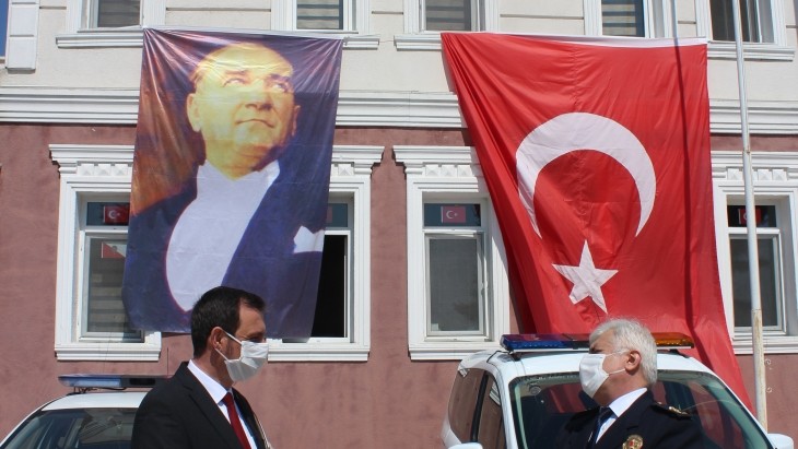 BAŞKAN ÖZALP İLÇE EMNİYET MÜDÜRLÜĞÜNÜ ZİYARET ETTİ