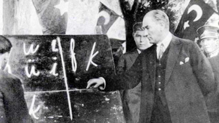 BAŞKAN ÖZALP ÖĞRETMENLERİ ZİYARET ETTİ