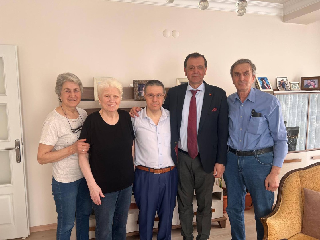 Ev Ziyaretlerimiz Devam Ediyor