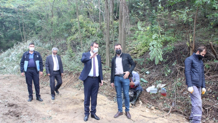 EVREN MAHALLESİNDE Kİ DERE YATAĞI TEMİZLENİYOR