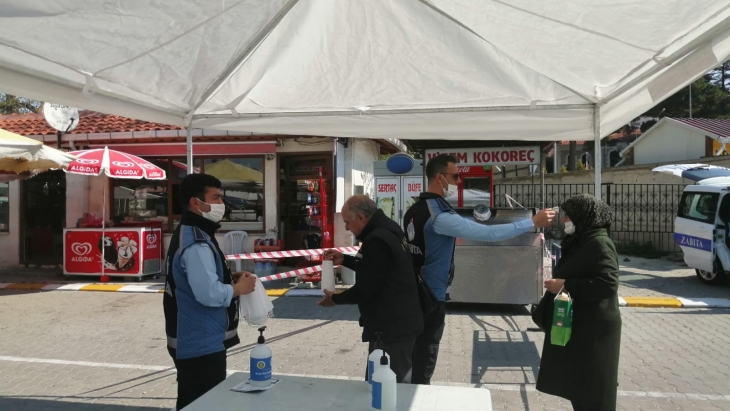HALK PAZARINDA COVİD 19’A KARŞI ÖNLEM ÇALIŞMALARIMIZ DEVAM EDİYOR