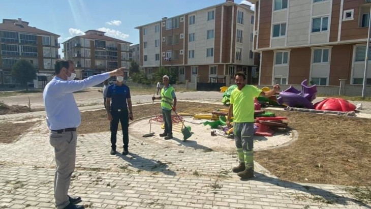 İLÇEMİZE YENİ OYUN PARKLARI KAZANDIRIYORUZ