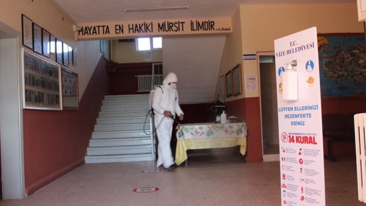 OKULLARIMIZDA DEZENFEKTE ÇALIŞMASI GERÇEKLEŞTİRDİK