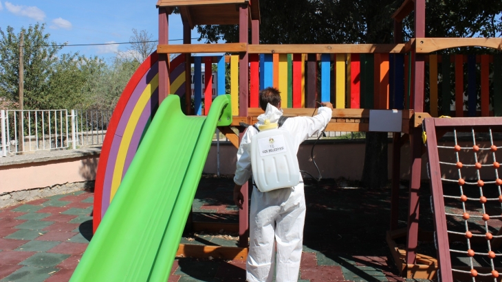 OYUN GRUPLARIMIZ DÜZENLİ OLARAK DEZENFEKTE EDİLİYOR