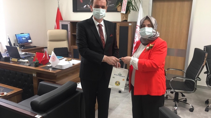 SAĞLIK EMEKÇİLERİ ZİYARET EDİLDİ