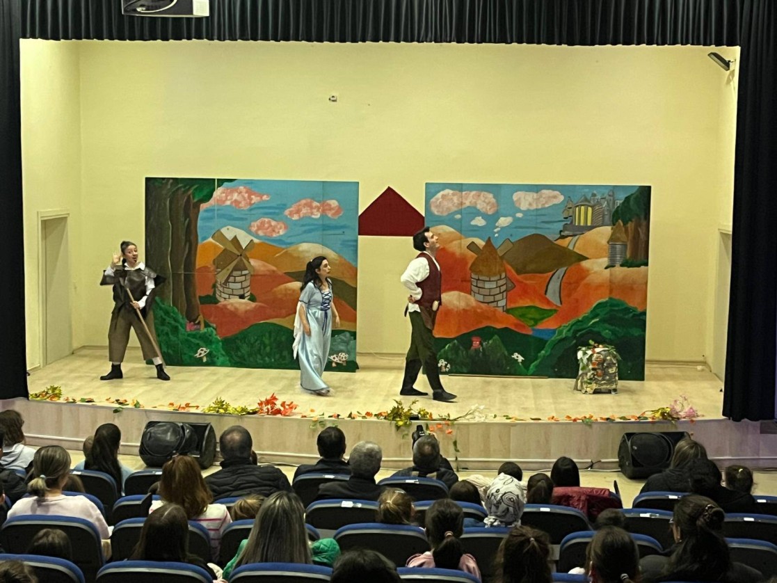 Tiyatro Etkinliğimiz Muhteşemdi