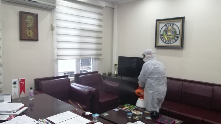 VİZE BELEDİYESİ KORONAVİRÜS’E KARŞI DEZENFEKSİYON ÇALIŞMASI YAPTI