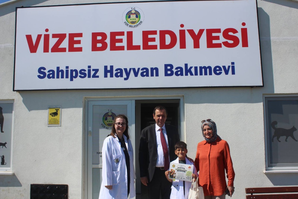 Vize Belediyesi Sahipsiz Hayvan Bakımevinde Barınak Gönüllüsü Olabilirsiniz