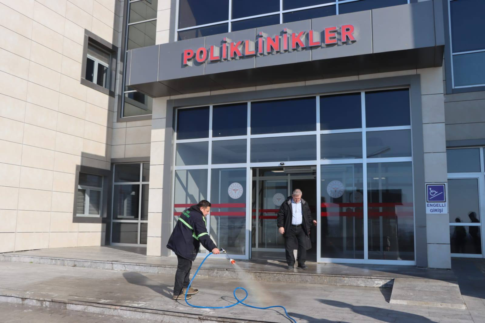 BELEDİYEMİZ EKİPLERİ SOLÜSYON ÇALIŞMALARINA DEVAM EDİYOR